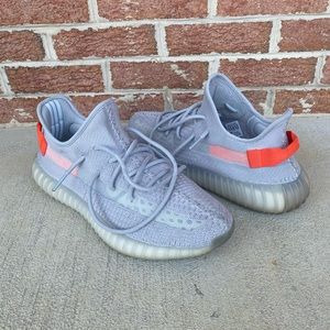 adidas Yeezy Boost 350 V2 tail light